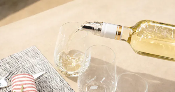bottle, alcoholic drink, glass bottle, fluid, barware, liquor