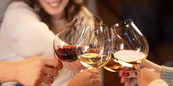 stemware, drinkware, tableware, wine glass, alcoholic drink, barware