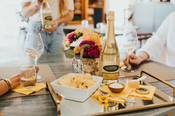 tableware, alcoholic drink, food, drinkware, barware, stemware