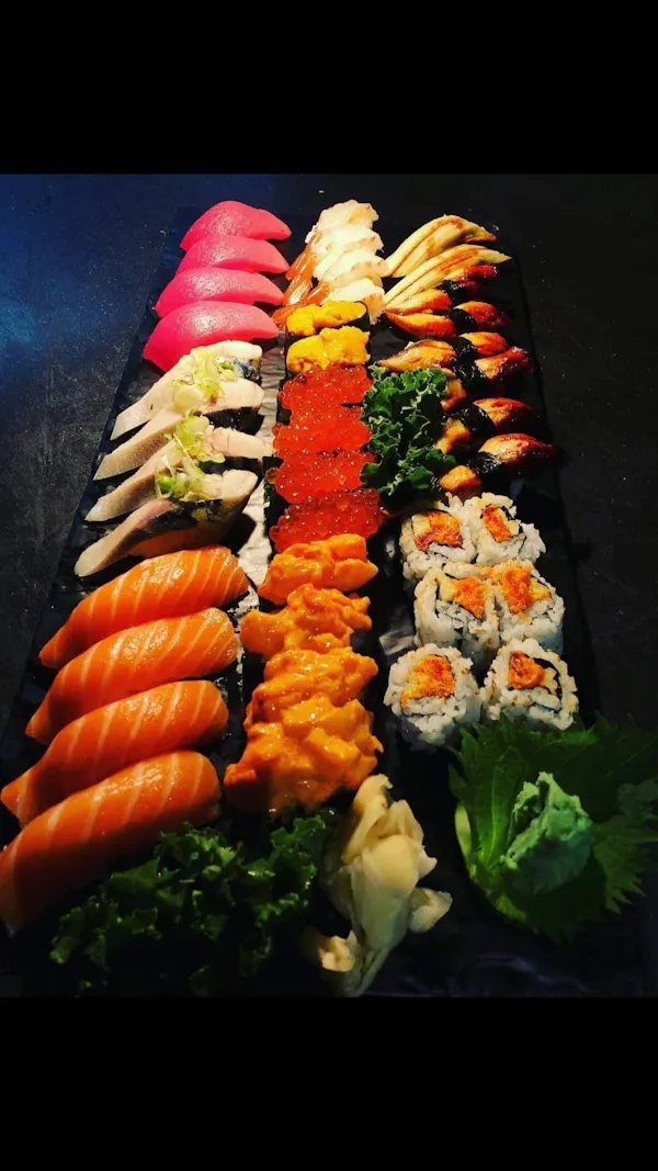 sushi, food, ingredient, finger food, culinary arts, garnish