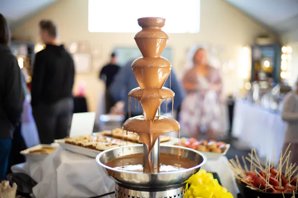 food, ingredient, serveware, finger food, dessert, chocolate