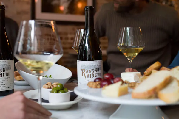 food, tableware, bottle, stemware, wine glass, ingredient