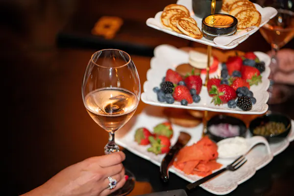 food, tableware, fruit, ingredient, dishware, serveware
