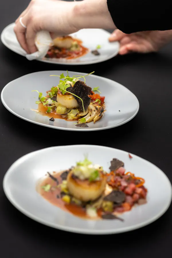 food, tableware, dishware, ingredient, plate, recipe
