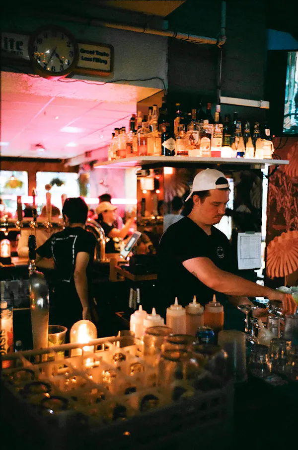 lighting, bar, barware, drinkware, alcoholic drink, customer