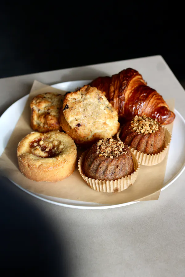 food, ingredient, dessert, finger food, tableware, baking