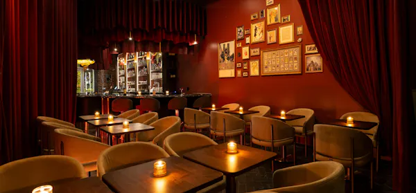 bar, barware, pub, drinking establishment, restaurant, tavern