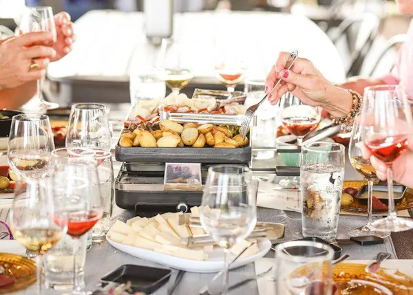 food, tableware, ingredient, finger food, dishware, plate