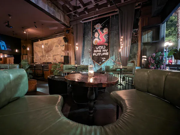 furniture, table, building, couch, drinking establishment, event
