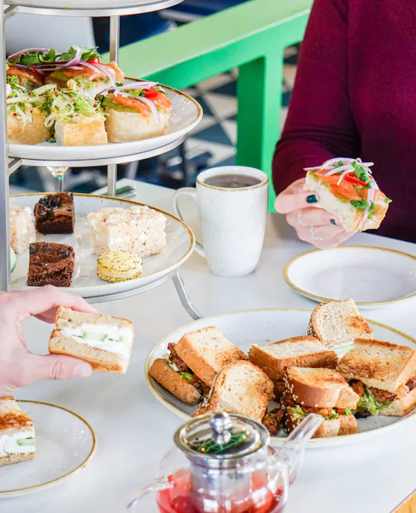food, tableware, finger food, cake, serveware, dessert
