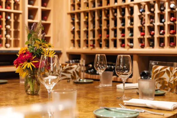 glasses, tableware, drinkware, stemware, dishware, barware