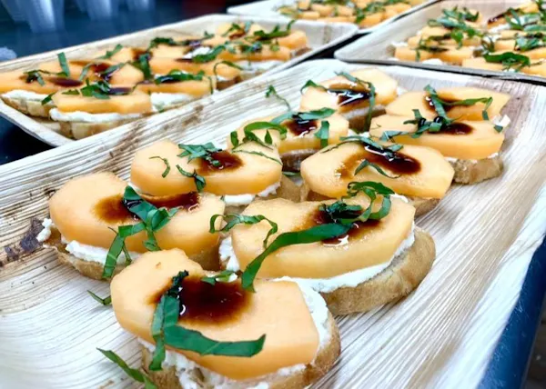 food, tableware, ingredient, recipe, staple food, baked goods
