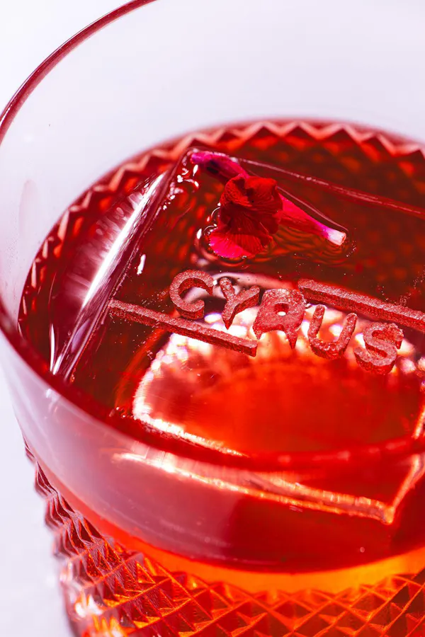 red, alcoholic drink, liquid, liquor, old fashioned glass, cocktail