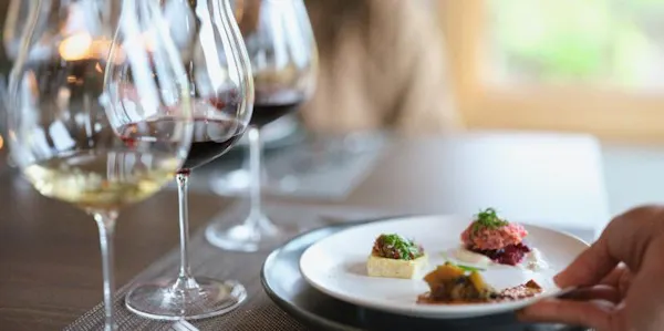 stemware, tableware, drinkware, food, wine glass, serveware