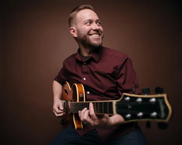 musical instrument, string instrument, plucked string instrument, chordophone, guitar, guitarist