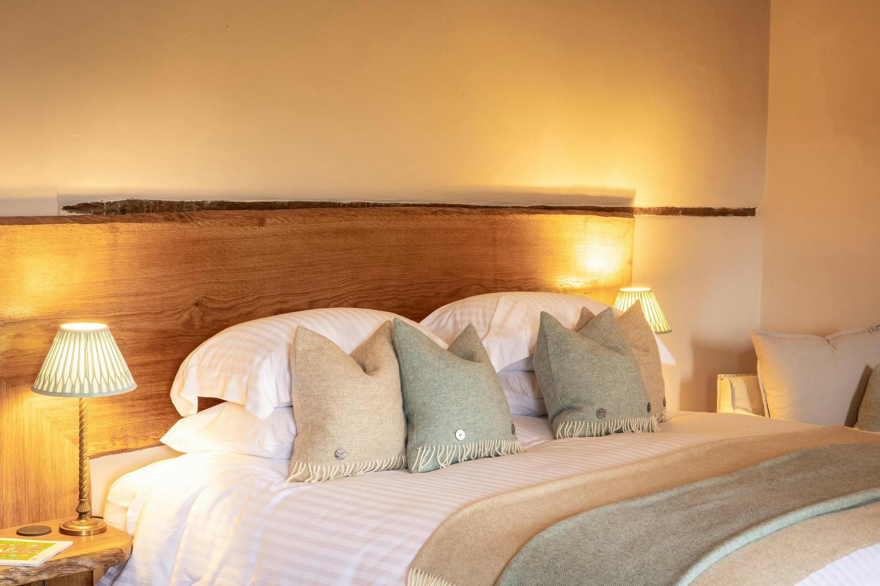 The Abbey Inn Byland, ENGLAND Tock