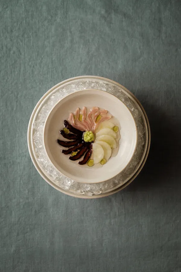 dishware, tableware, plate, serveware, ingredient, porcelain