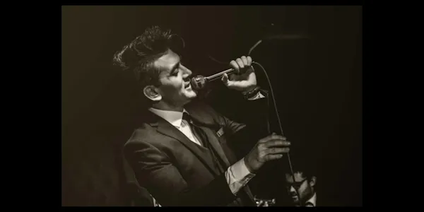 performing arts, entertainment, music, performance, musician, microphone stand