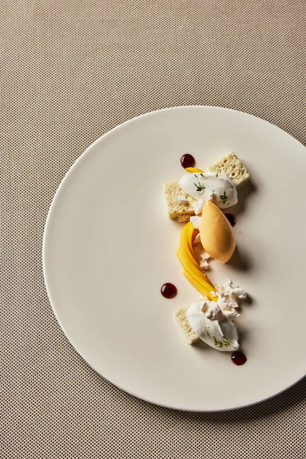 food, tableware, ingredient, dishware, serveware, plate