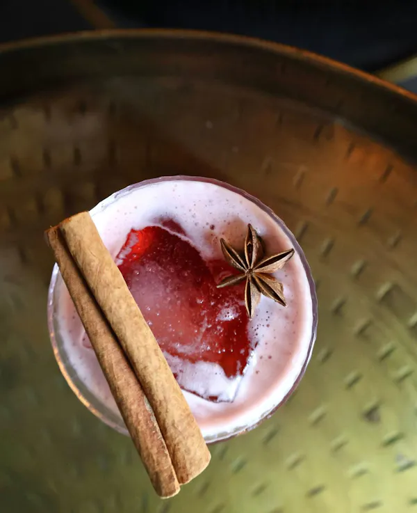 tableware, ingredient, food, non-alcoholic drink, cinnamon, recipe