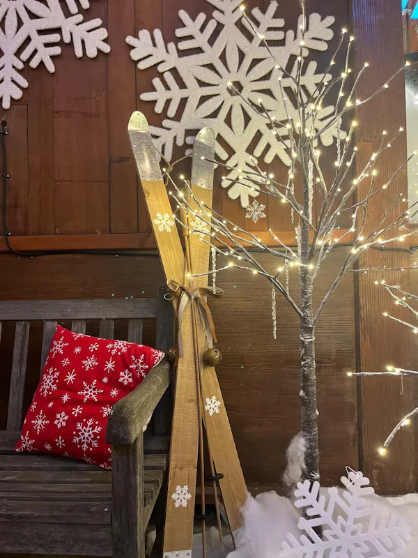 wood, christmas decoration, lighting, christmas day, ornament, wood flooring