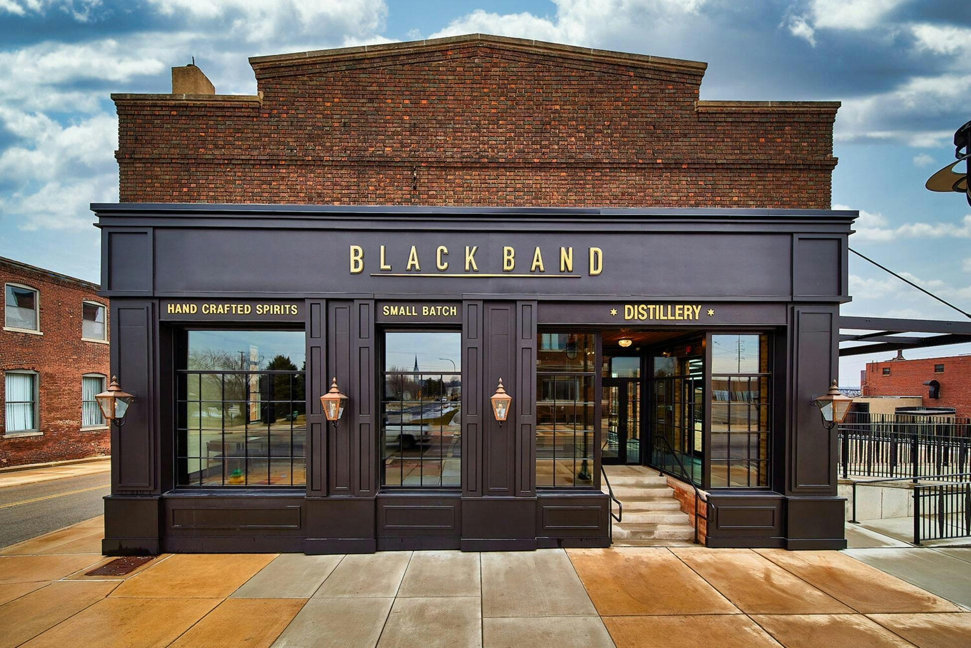 The Bar at BLACK BAND - BLACK BAND Distillery