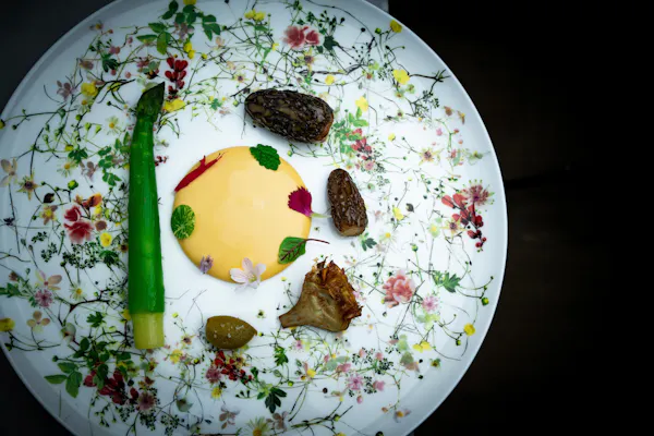 food, tableware, dishware, serveware, ingredient, plate