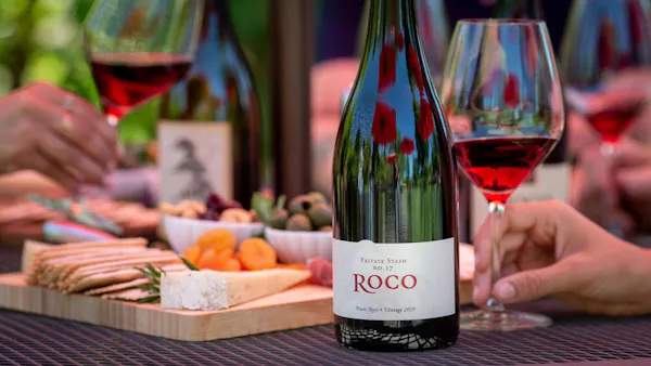 bottle, red, alcoholic drink, glass bottle, wine bottle, alcohol