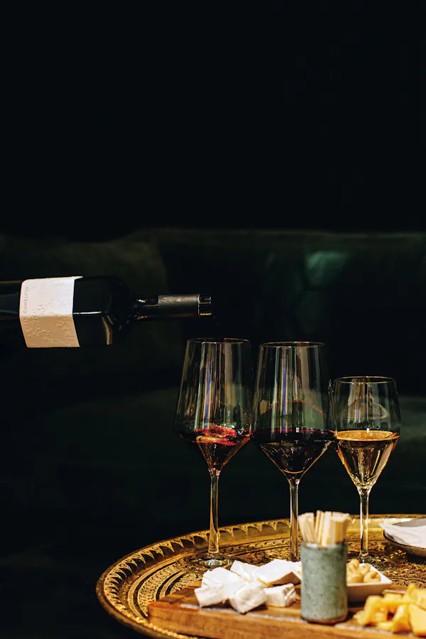stemware, tableware, drinkware, barware, wine glass, alcoholic drink