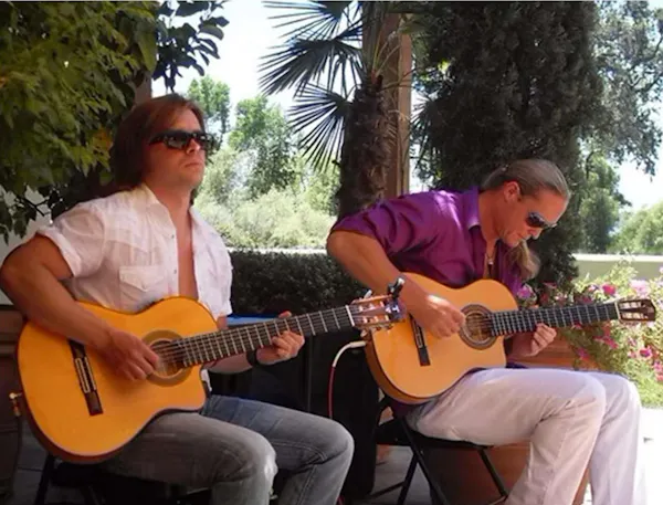 musical instrument, string instrument, chordophone, eyewear, guitar, guitarist