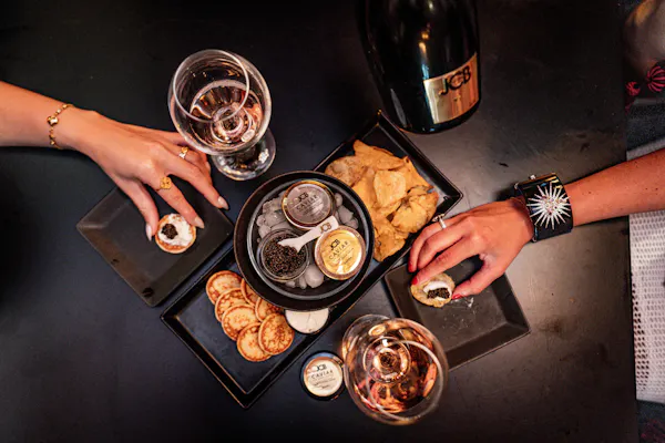 tableware, food, drinkware, ingredient, serveware, barware