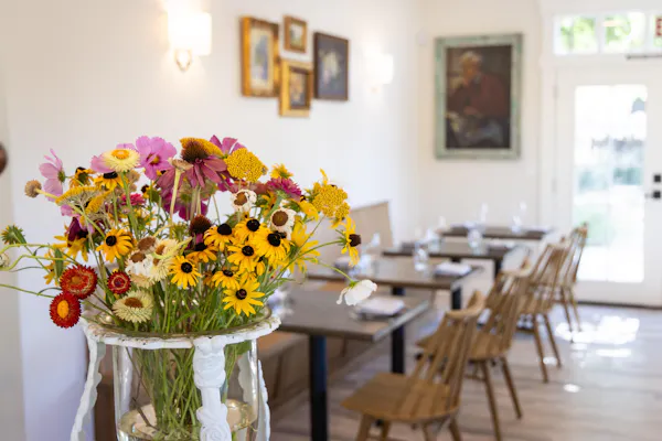 flower, furniture, yellow, table, flower bouquet, cut flowers