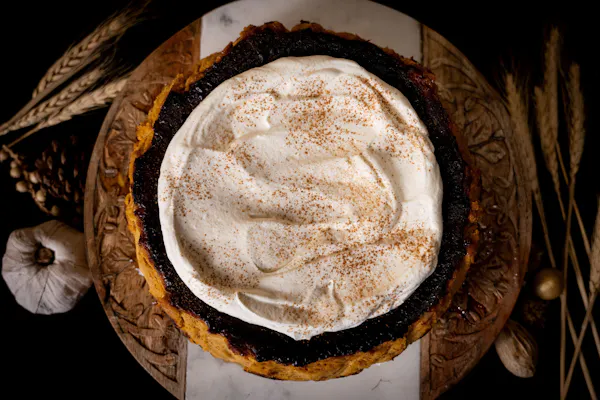 food, ingredient, cream, dessert, icing, baking