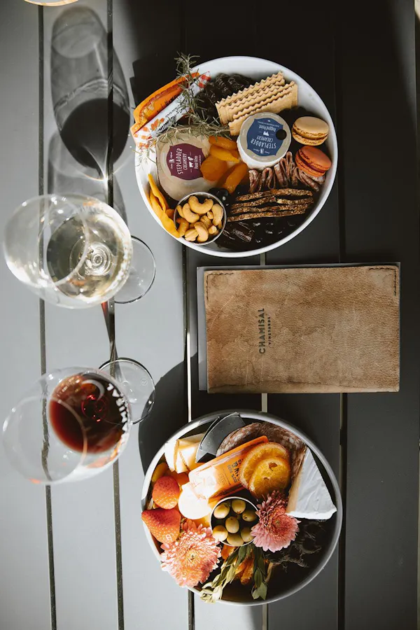 tableware, food, ingredient, serveware, stemware, drinkware