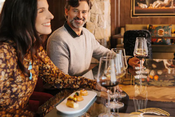 tableware, smile, drinkware, furniture, table, barware