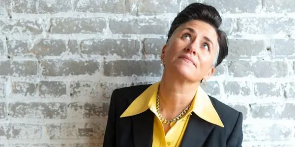 sleeve, collar, blazer, button, pixie cut, pleased