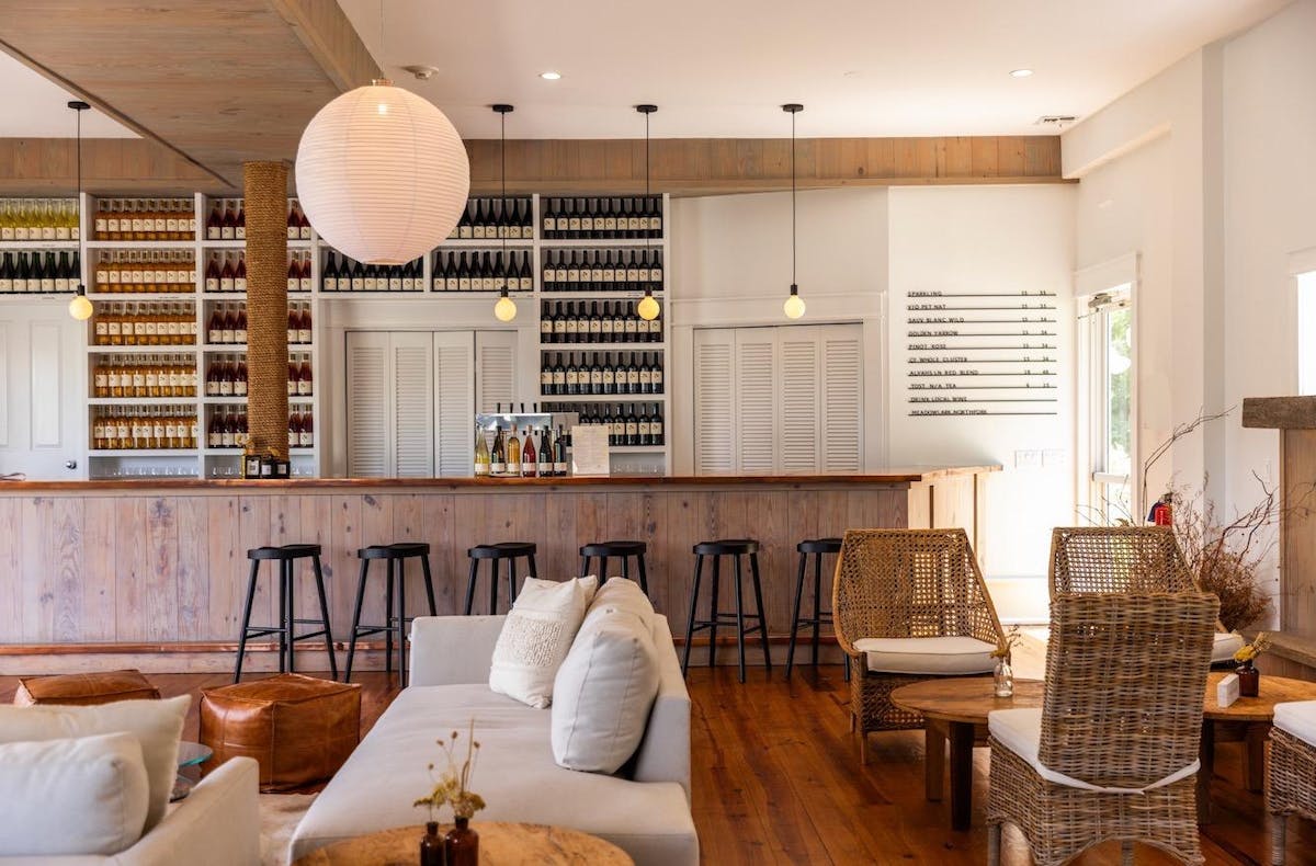 Meadowlark North Fork by Macari Vineyards Cutchogue, NY Tock