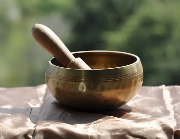 standing bell, brass, mortar and pestle, mixing bowl, bowl, kitchen utensil