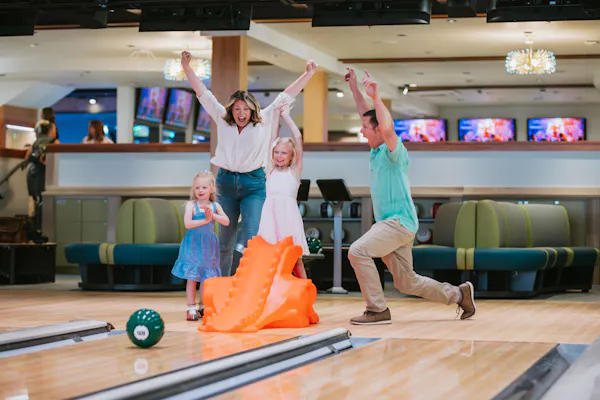 bowling equipment, bowling, bowling ball, ball game, flooring, ten-pin bowling
