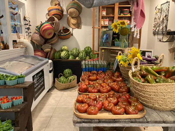 produce, natural foods, basket, food, ingredient, shelf