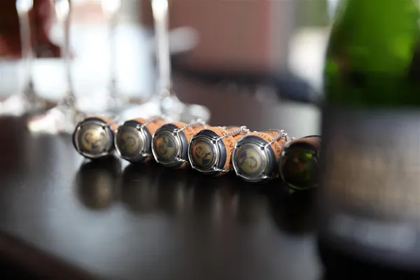 liquid, drinkware, alcoholic drink, glass, barware, liquor
