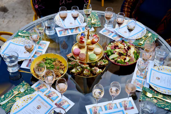 tableware, table, serveware, dishware, furniture, food