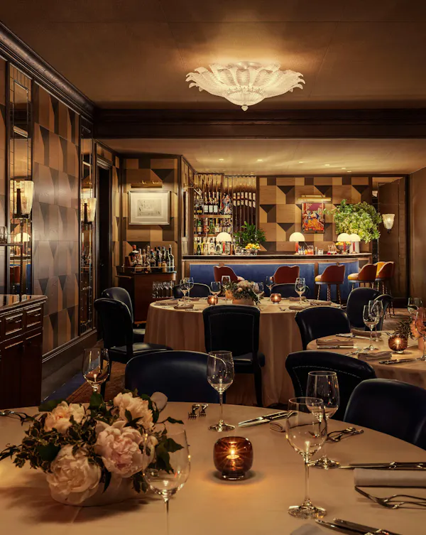 ceiling, barware, restaurant, light fixture, stemware, chair