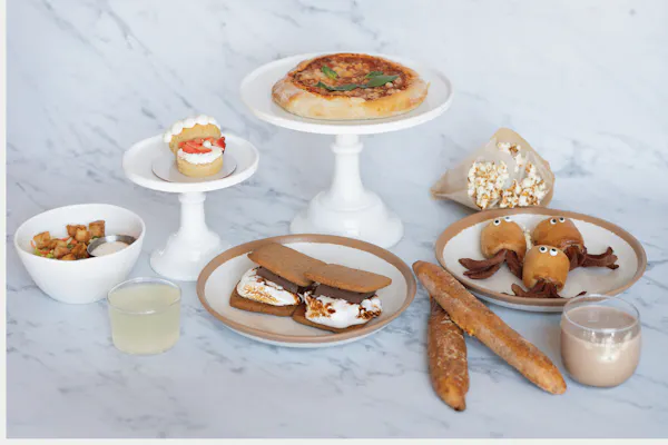 food, tableware, ingredient, finger food, dessert, fast food