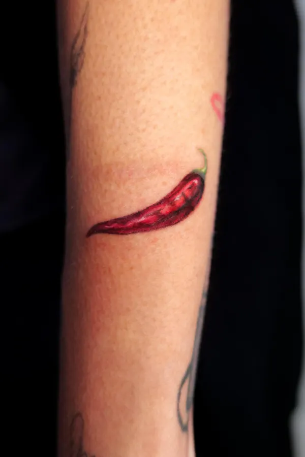 red, chili pepper, bird's eye chili, malagueta pepper, cayenne pepper, sweet and chili peppers