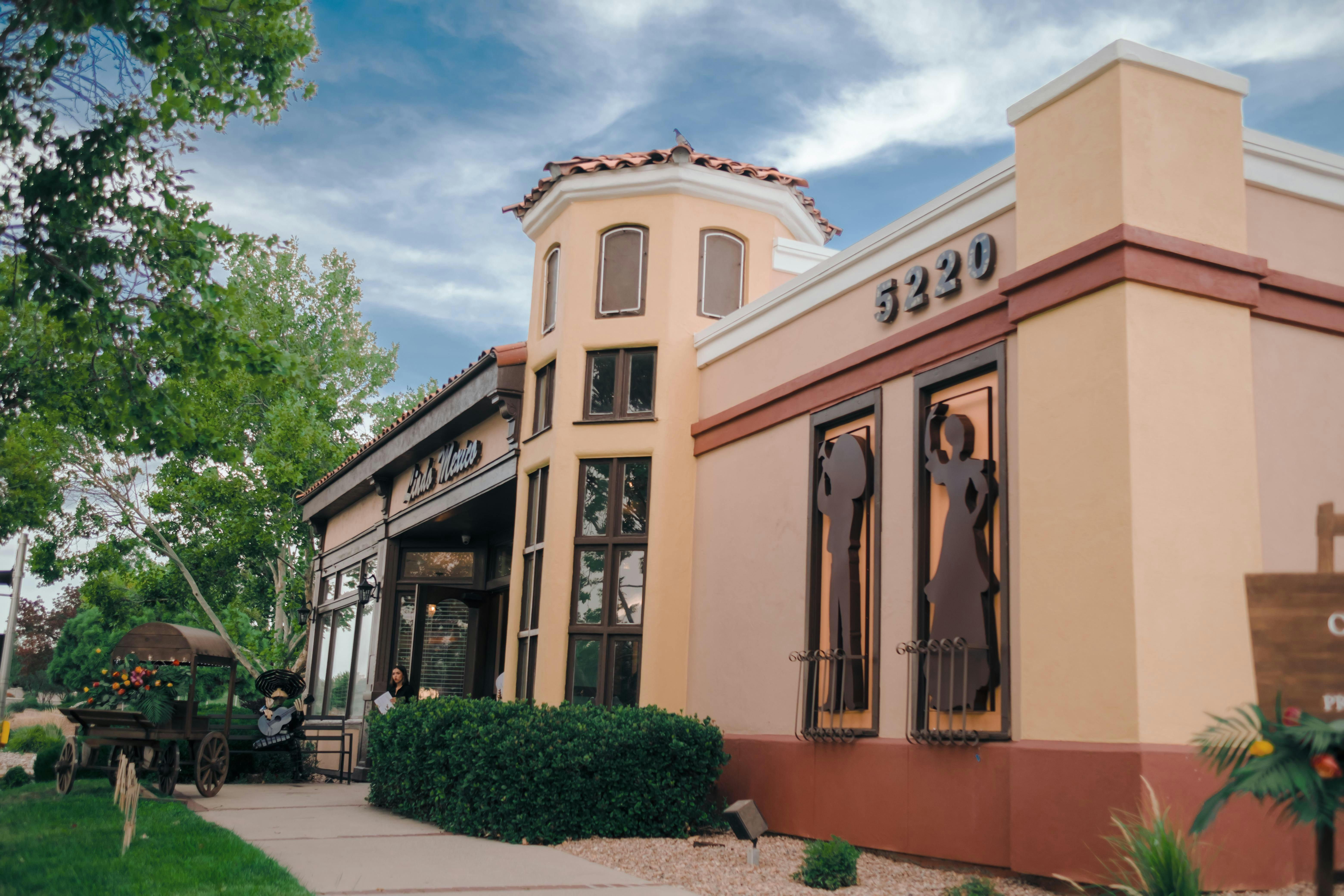 Lindo Mexico Grill and Seafood - Eubank