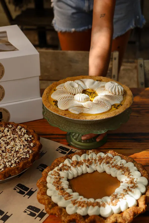food, ingredient, dessert, baking, cake, icing