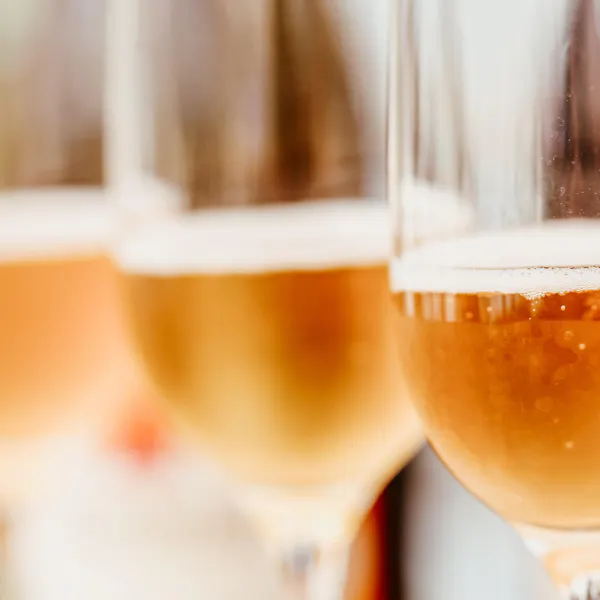 drink, alcoholic beverage, champagne cocktail, beer glass, champagne stemware, alcohol