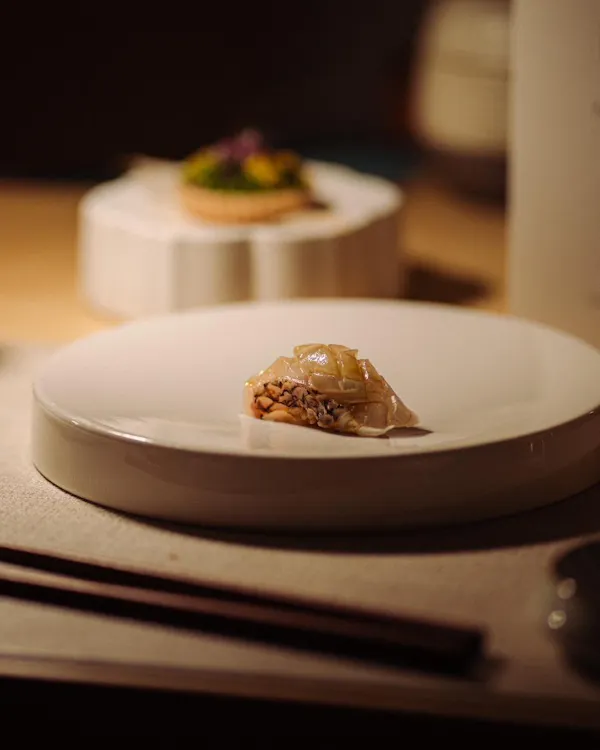 food, tableware, dishware, serveware, ingredient, plate