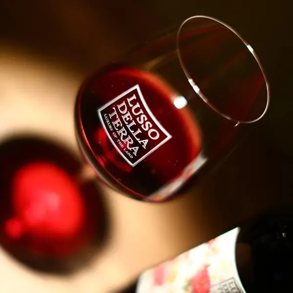 liquid, fluid, drinkware, drink, barware, automotive lighting